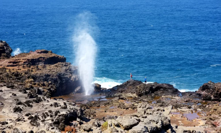 nakalele blowhole on the ultimate Maui Hawaii travel itinerary