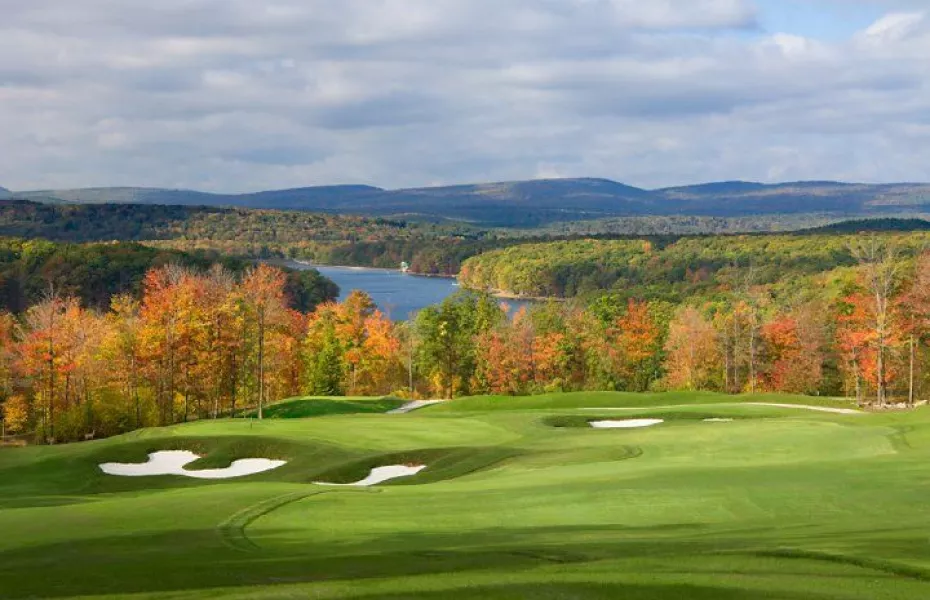 Lodestone Golf Course overlooking fall trees and deep creek lake