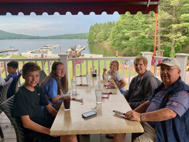 Lakefront outdoor dining at Uno's restaurant in Deep Creek, Maryland