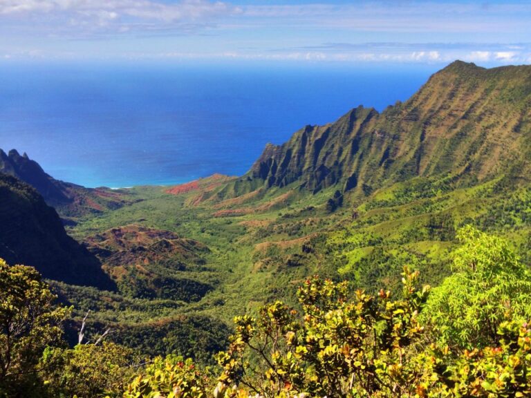 Pu'u O Kila Lookout in Waimea Canyon, Kauai