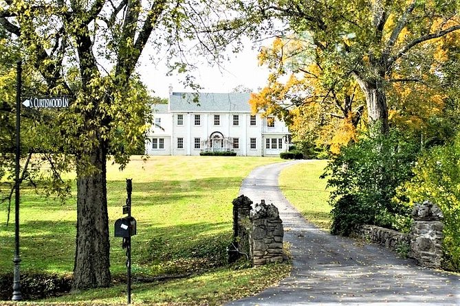 Homes of the Stars tour in Nashville, Tennessee