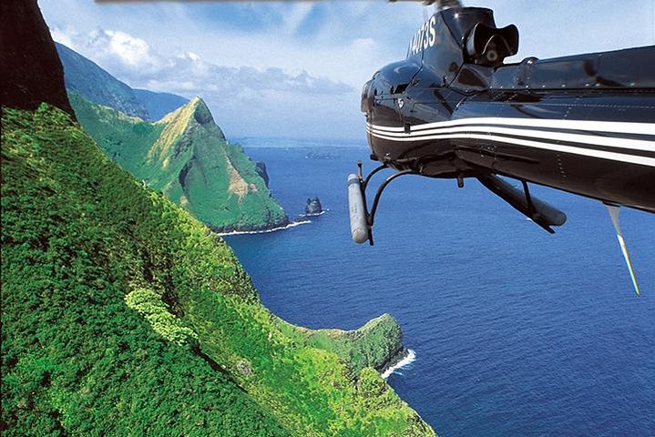 Maui Helicopter Tour on ultimate Maui Travel Itinerary