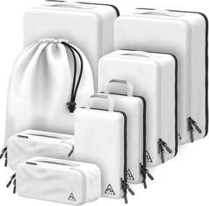 Compression packing cubes by well traveled