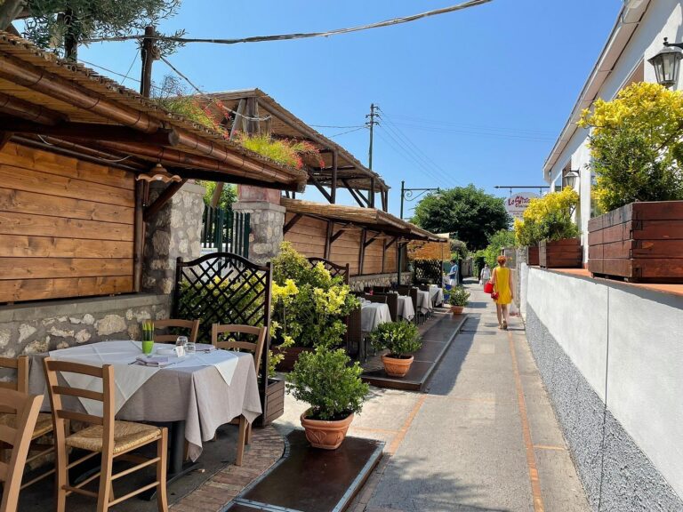 Lo Sfizio is one of the best restaurants in Capri, Italy